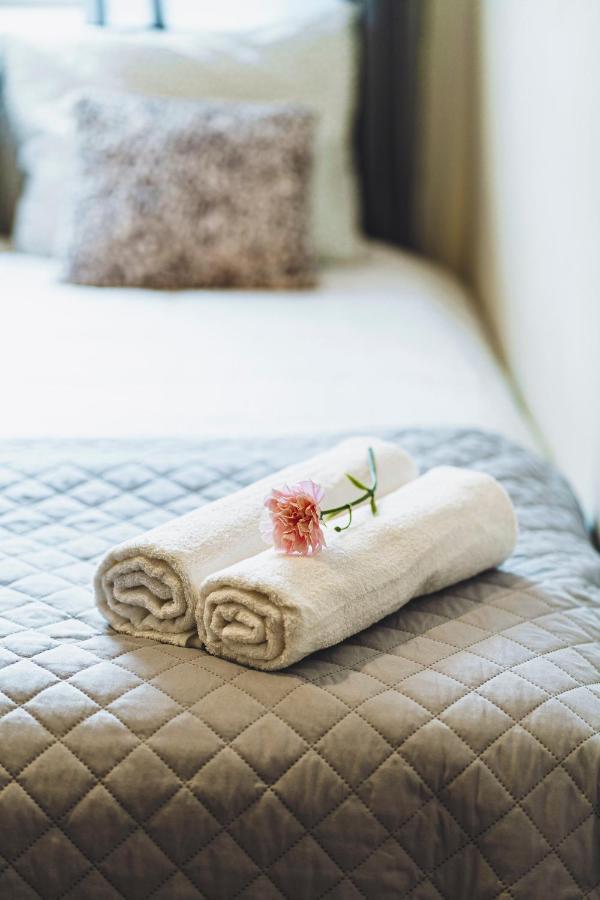Apartament Niecala Prince Deluxe Люблин Екстериор снимка