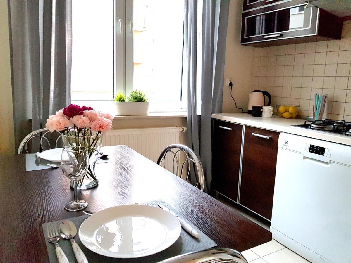 Apartament Niecala Prince Deluxe Люблин Екстериор снимка